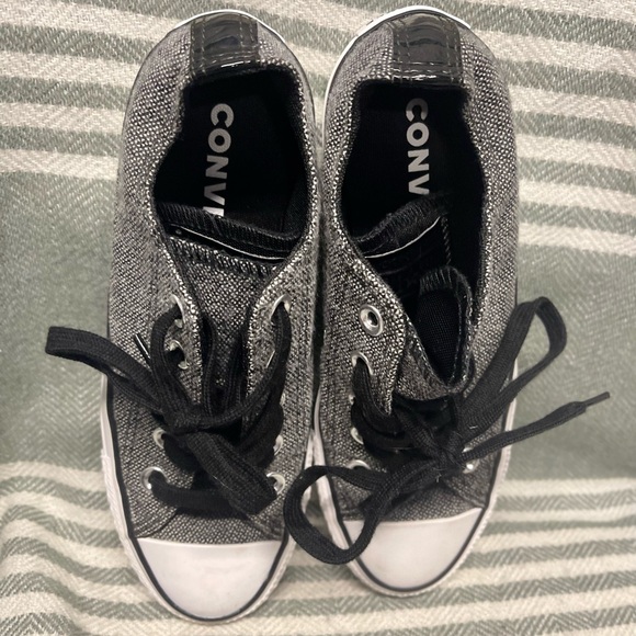 Converse Gray and Black Low Tops Size 5 - Picture 2 of 4